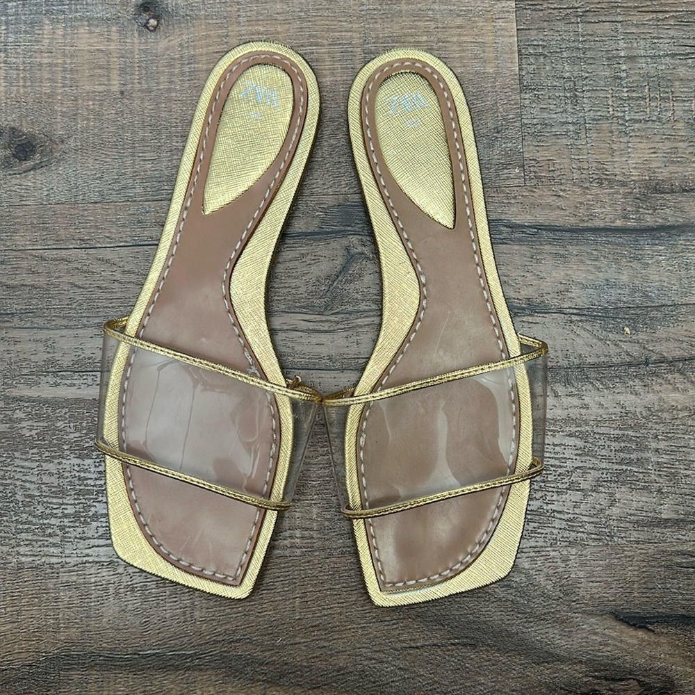 Zara slides. Size 40. New without tags